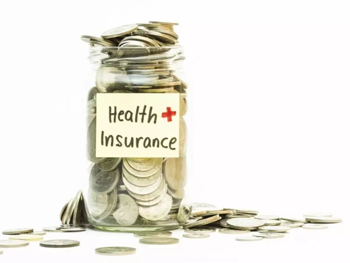 4 Top Tips to Save on Health Insurance